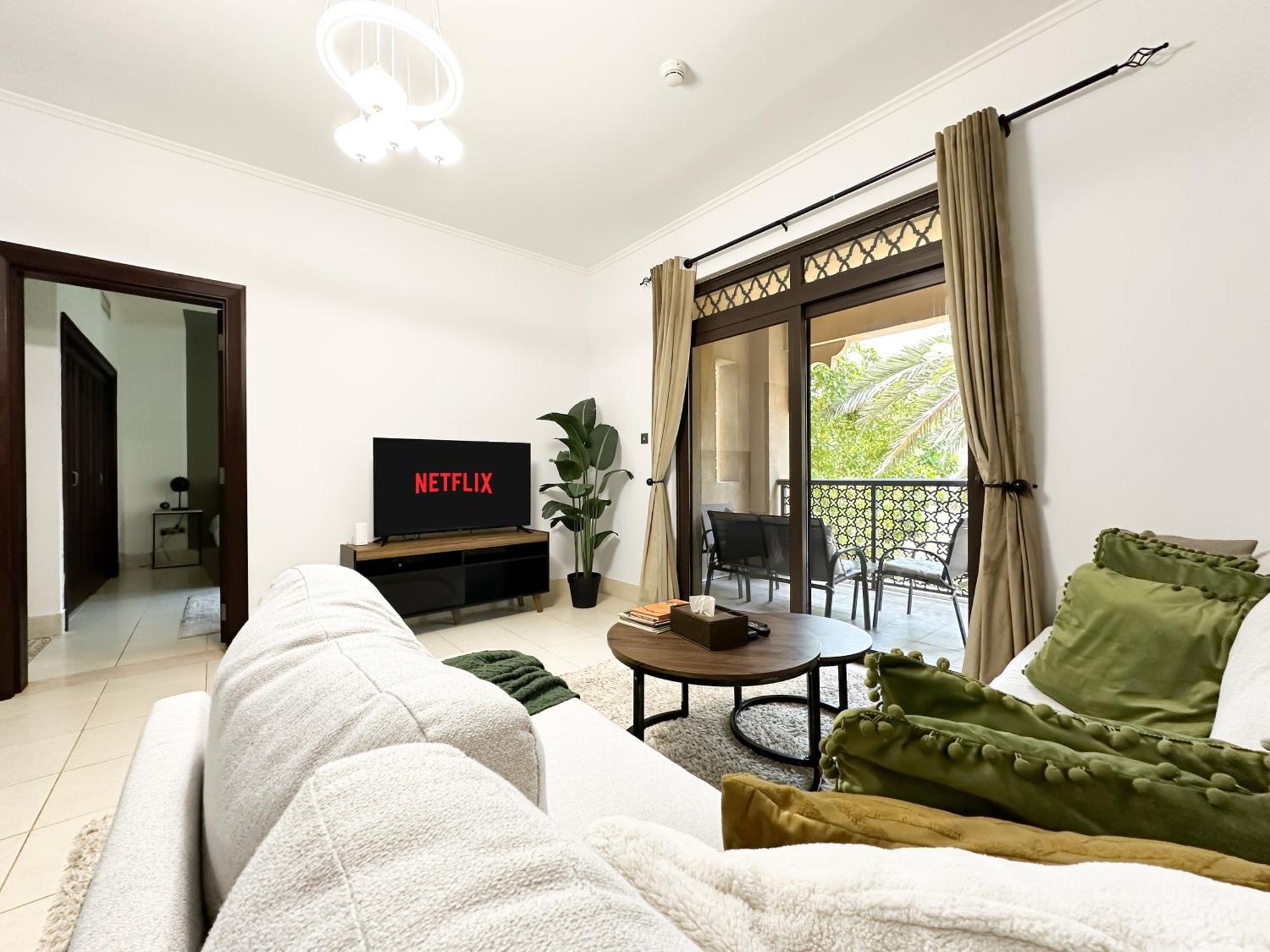 迪拜Trophy 2Br Aladdin Estate W Burj Khalifa View公寓 外观 照片